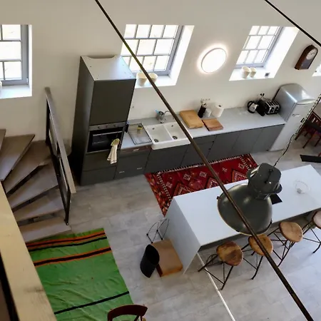 Loft *